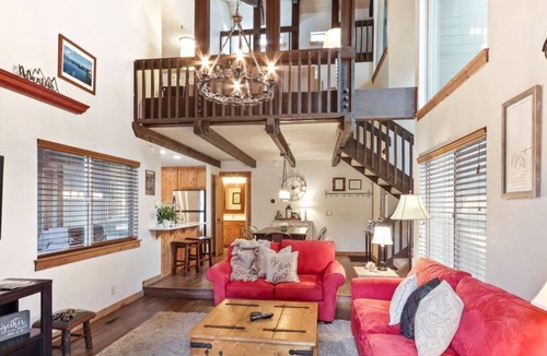 Tennis Village Condo | Dog-Friendly Condo with Central AC, WiFi, and Private Washer/Dryer!