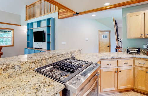 Sandpoint House | Dog-friendly lake stay with covered patio, grill, wood stove, W/D & board games