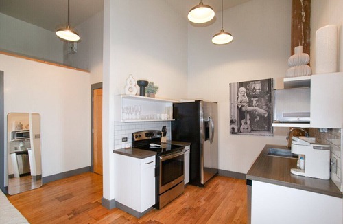 Downtown Knoxville Apartment | Dolly`s Downtown Loft - Knoxville!