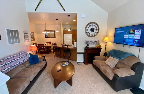Donnelly Villa | Donnelly Condo Near Tamarack Resort!