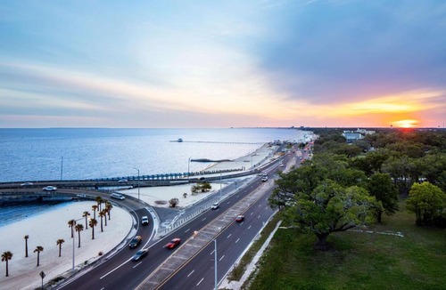 Biloxi Hotel | DoubleTree by Hilton Biloxi