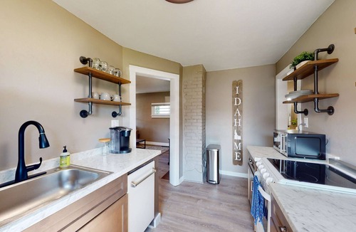 Coeur d'Alene House | Downtown CDA: Cozy 2BR/1BA Near Lake & Shops