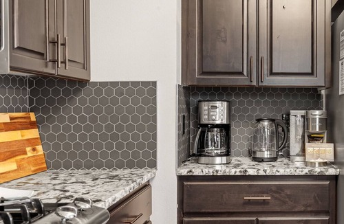 Coeur d'Alene House | Downtown CDA Retreat – Hot Tub, Deck, & Walk to Lake!