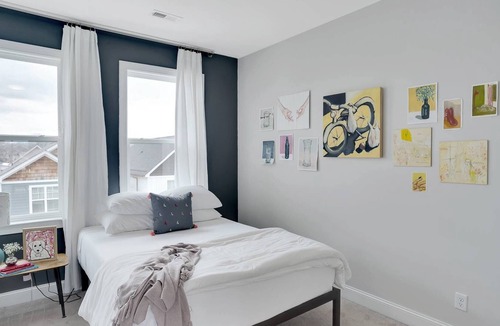 Downtown Chattanooga House | Downtown Chattanooga - Southside Modern Luxury 3BR, Private Parking, Roof Top Deck!