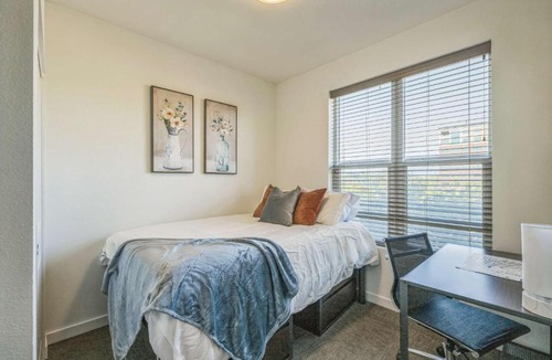 Heart of Missoula Apartment | Downtown Flat with Gym - WalkScore 95