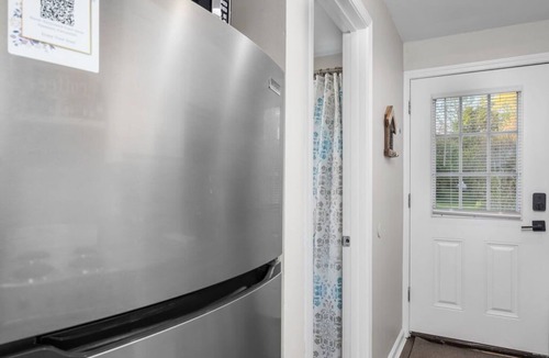 Kimmswick Condo | Downtown Kimmswick~ Studio~ Newly Renovated