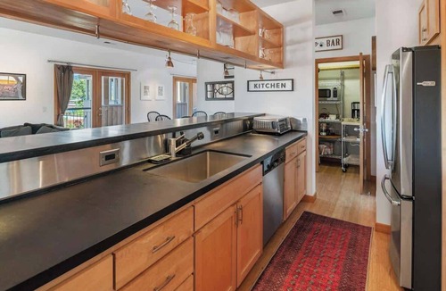 Sandpoint Condo | Downtown Sandpoint Urban Escape