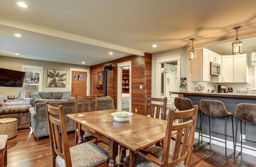 Snohomish House | Downtown Snohomish - River Views - Walk to Town