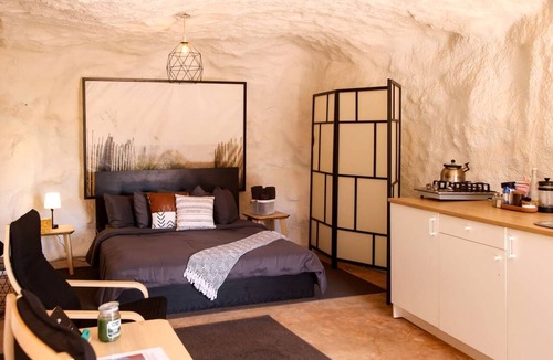 Moab Cabin | Dreamy Cave for Adventure Lovers with Incredible Night Sky Views and Close to Awesome Outdoor Activities in Moab, utah