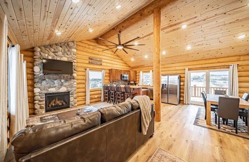 Tetonia Cabin | Dreamy Log Cabin, Epic Teton Views, & Dog Friendly