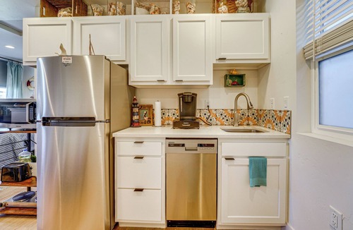 Grand Junction Apartment | Dtwn Walkability! Grand Junction Couple's Retreat