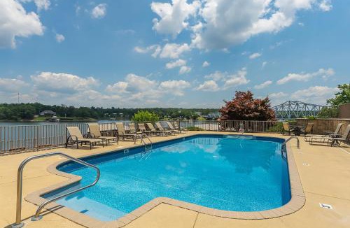 Jasper House | Duncan Bridge Condominium 112 - Boat Slip! First Floor!