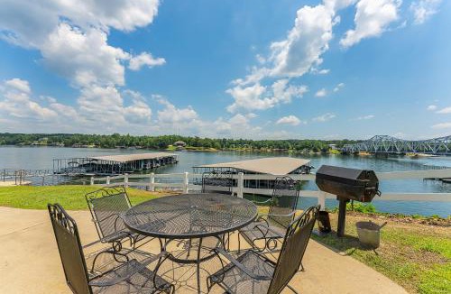 Jasper House | Duncan Bridge Condominium 112 - Boat Slip! First Floor!