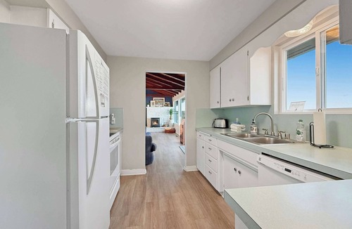 Sequim House | Dungeness Waterfront, Hot tub, Fire Pit, Pets OK