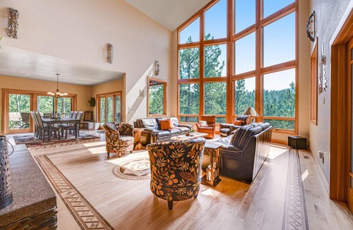 Spearfish House | Eagle Crest Nest