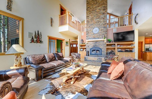 Spearfish House | Eagle Crest Nest