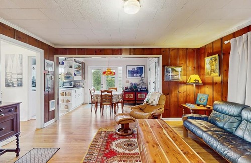 Bainbridge Island House | Eagle Harbor House World Cup Availability