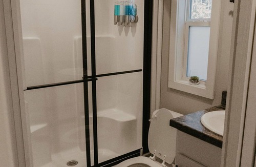Mentone Cottage | Eagle Nest Tiny Home w/Hot tub, fire pit