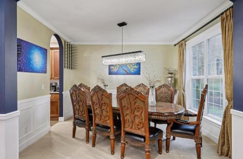 Mount Vernon House | Eaglemont Golf Course Peaceful Retreat