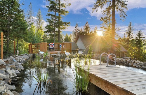 Coeur d'Alene Cabin | Eagles Nest River View, Dome, Hot Tub & Swim Pond