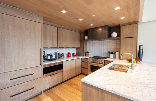 Jackson Condo | Eagle’s Perch - Top Floor 3 BR Luxury Residence