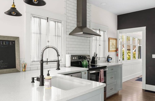 East End House | East End Cottage, History meets Luxury.