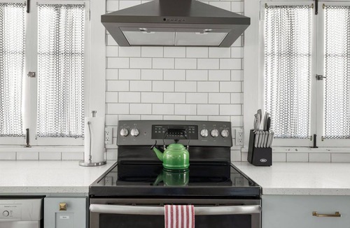 East End House | East End Cottage, History meets Luxury.