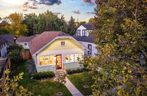 East End House | East End Cottage, History meets Luxury.
