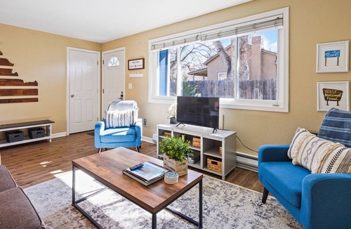 East End House | East End Getaway (near downtown, St. Lukes & BSU!)