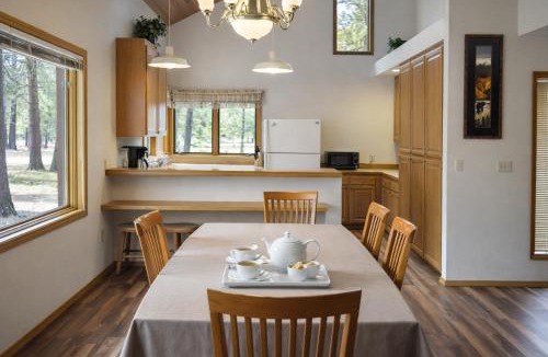 Black Butte Ranch House | East Meadow 017