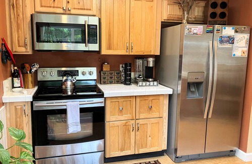 Northgate House | Easy access to downtown and stadiums! Welcome to North Seattle!