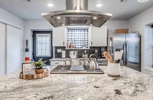 Cookson House | Easy Does It - less than 1 mile from the boat ramp