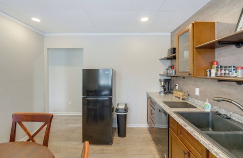 Port Huron Condo | Easy Lake Access! Blue Water Base Camp Near Dtwn