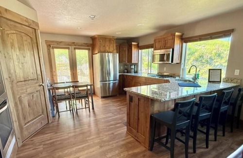 Eden Condo | Eden Corner Unit Near Powder Mountain Snowbasin and Pineview Reservoir