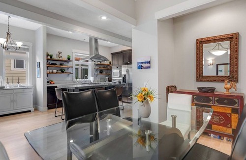 Southeast Boise House | Elegant Boise River Home at Bown Crossing with Hot Tub