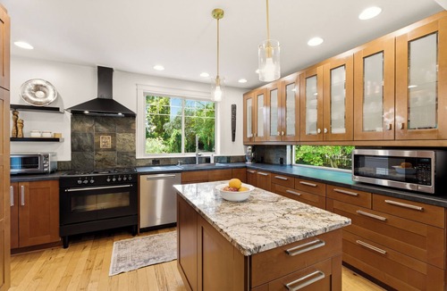 Manito House | Elegant South Hill Home on the High Drive Bluff