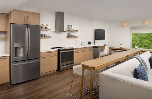 Five Oaks Hotel | Element by Marriott Portland Beaverton