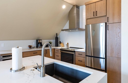 Tamarack Resort Condo | Elevated Condo in The Village|Top Floor|Balcony