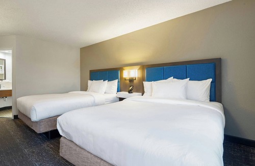 Elgin Hotel | Elgin Inn