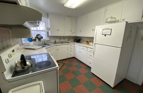Coon Rapids House | Elizabeth's Loft in the Historic Garst Farmhouse at Whiterock Conservancy