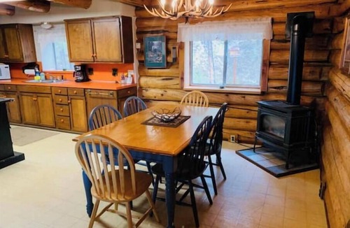 Dixie House | Elk City Escape - Amazing Views, Elk, & Wildlife