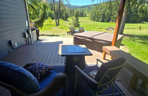 Sequim House | ElkLandia The Olympic Peninsula's Premier Luxury Estate for Gatherings