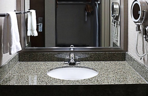 Fife Hotel | Emerald Queen Hotel & Casino
