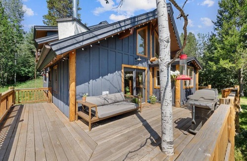 Wilson House | Enchanting 3-bedroom mountain chalet with WiFi in Wilson
