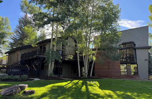 Sun Valley House | Enchanting 4 bedroom home just seconds away from Sun Valley Lodge.