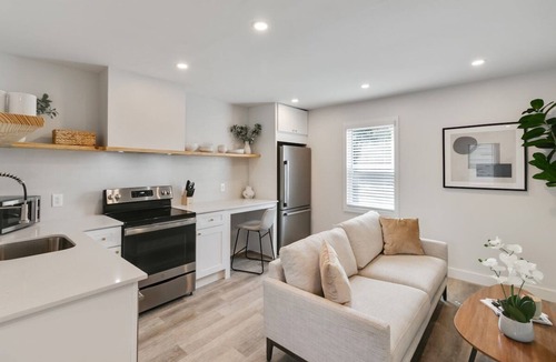 Ferndale Apartment | Enjoy a stylish experience at this unique, modern flat in Downtown Ferndale