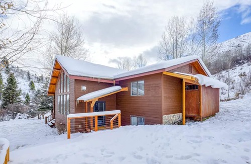 Hoback Junction House | Enjoy the Best of Wyoming