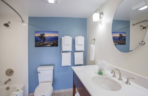 Tusayan Hotel | Ensuring a Very Comfortable & Memorable Stay! Outdoor Pool, Free Parking!