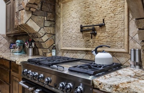 Meridian House | Entertainment Castle With Theatre Room!