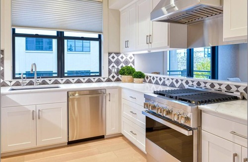 Historic Downtown District Cabin | Entire 2nd floor of Plaza North with 3 separate suites each with its own kitchen and bedrooms.